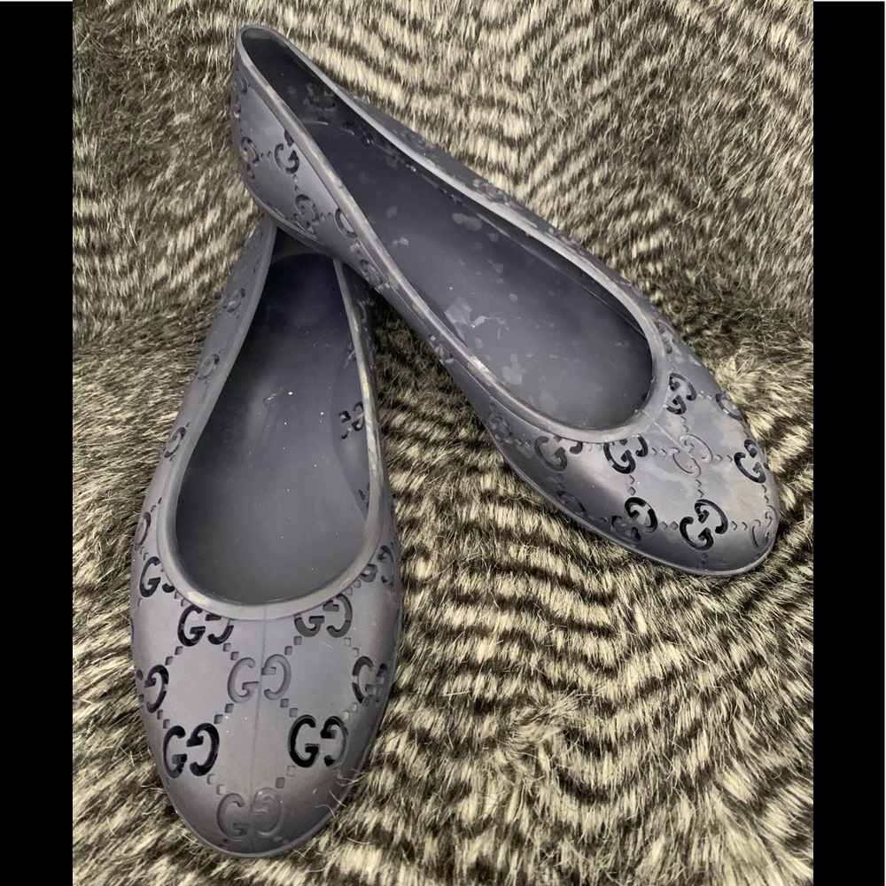 Authentic GUCCI designer rubber jelly flats size41